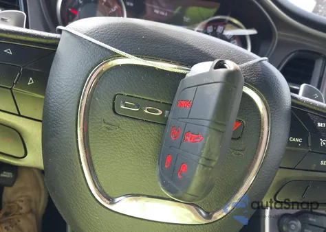 2022 Dodge Challenger Gt z USA, uszkodzony, nr VIN 2C3CDZJG1NH174586